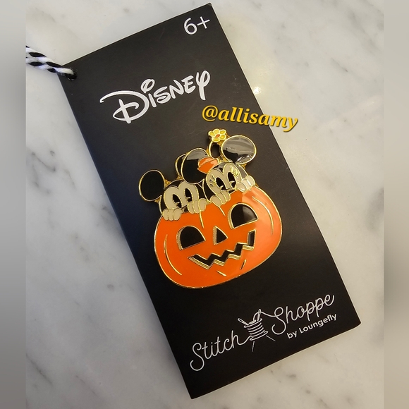 Loungefly Stitch Shoppe Disney Pumpkin Halloween Mickey & Minnie Mouse Pin - Picture 3 of 3